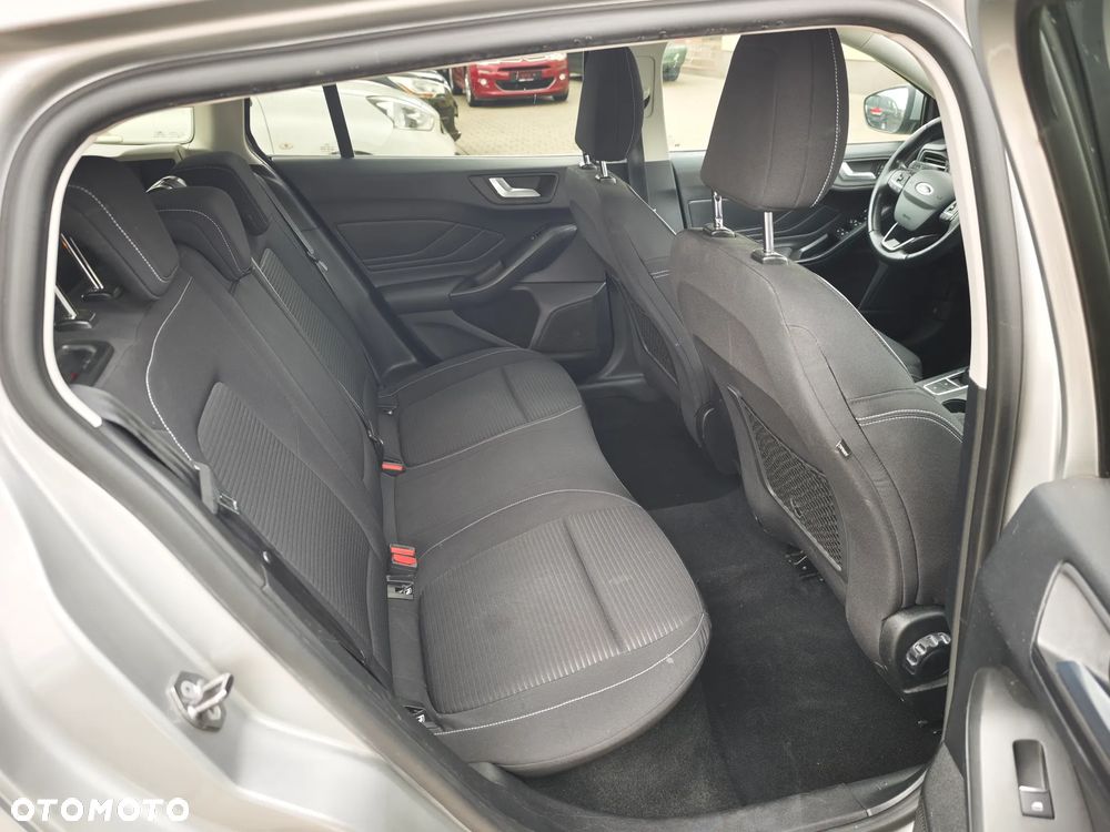 Ford Focus 1.5 EcoBlue Start-Stopp-System TITANIUM - 27