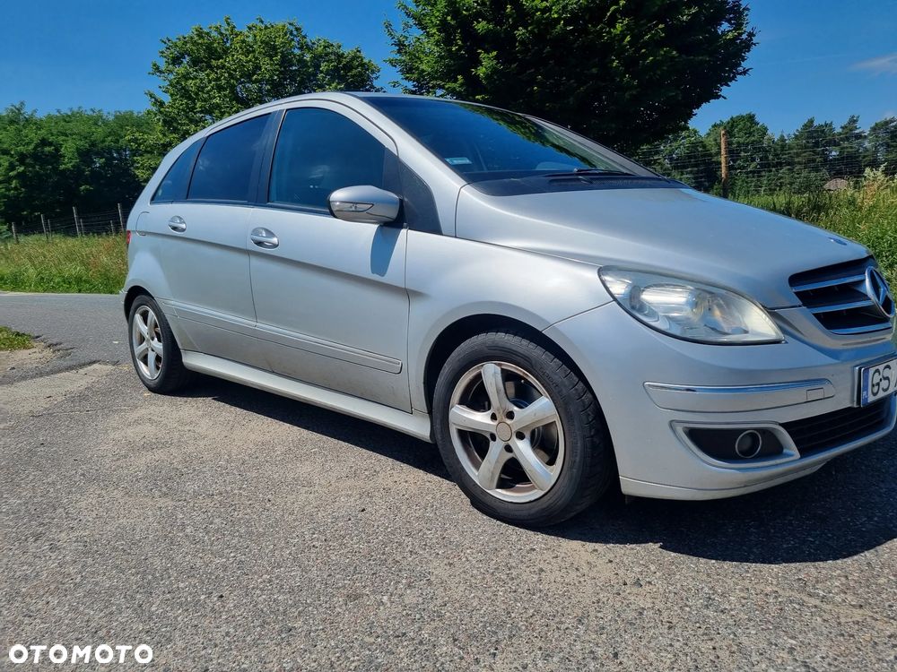 Mercedes-Benz Klasa B 200 CDI - 14
