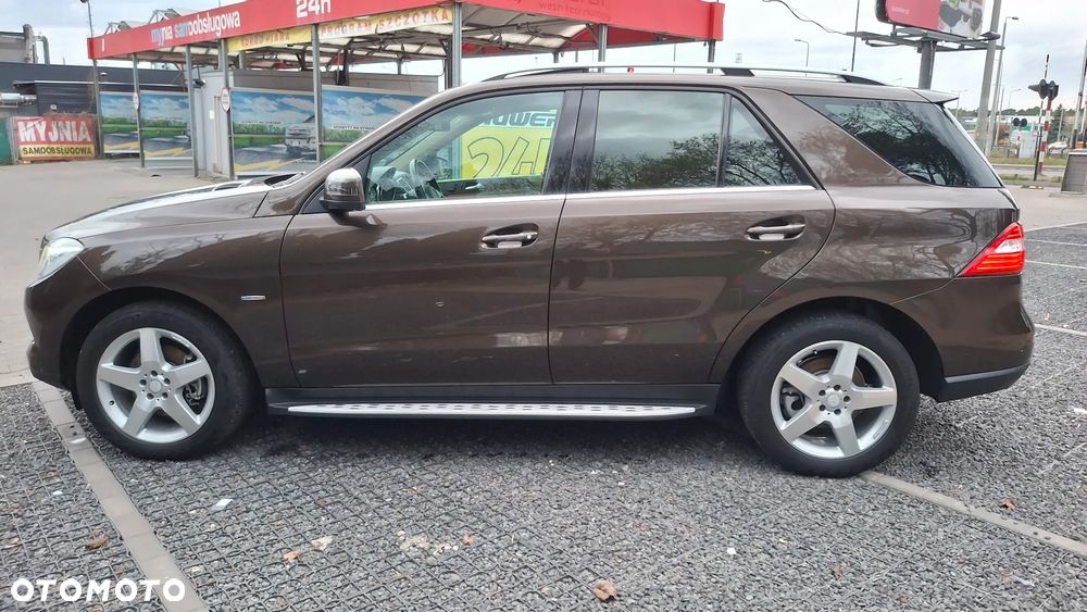 Mercedes-Benz ML 350 BlueTEC 4-Matic - 6