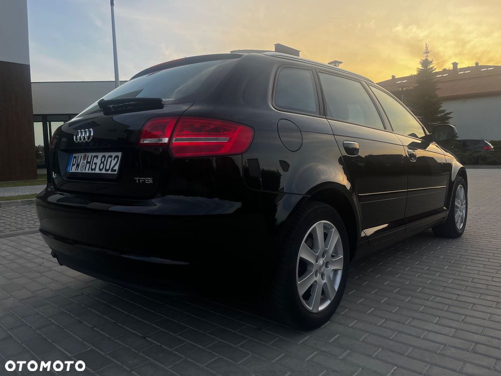 Audi A3 Sportback 1.2 TFSI Ambiente - 10