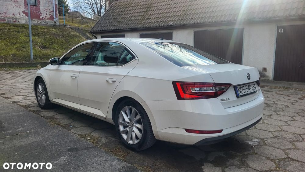 Skoda Superb 1.8 TSI Active DSG - 7