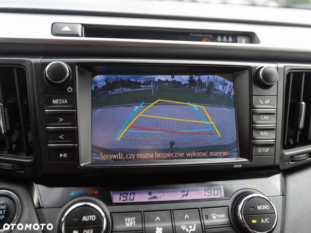 Toyota RAV4 2.0 D-4D 4x2 Start-Stop Executive - 40