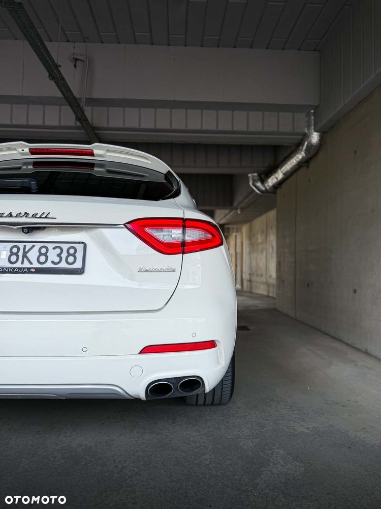Maserati Levante - 13