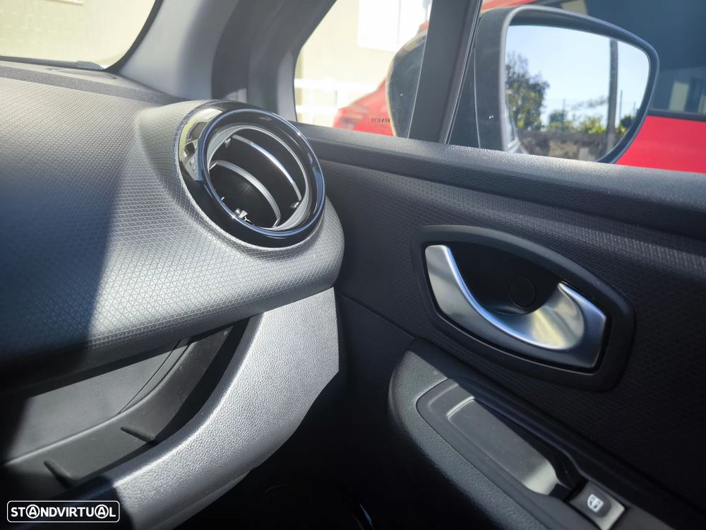 Renault Clio Sport Tourer - 18