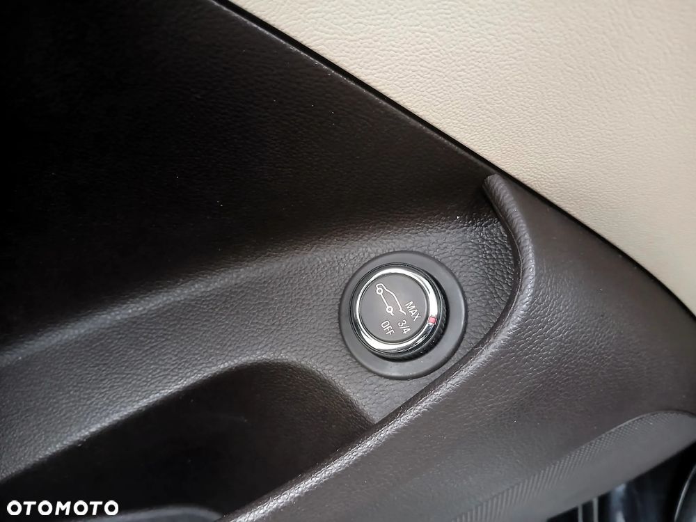 Opel Insignia 2.0 Turbo Sports Tourer Automatik Innovation - 17