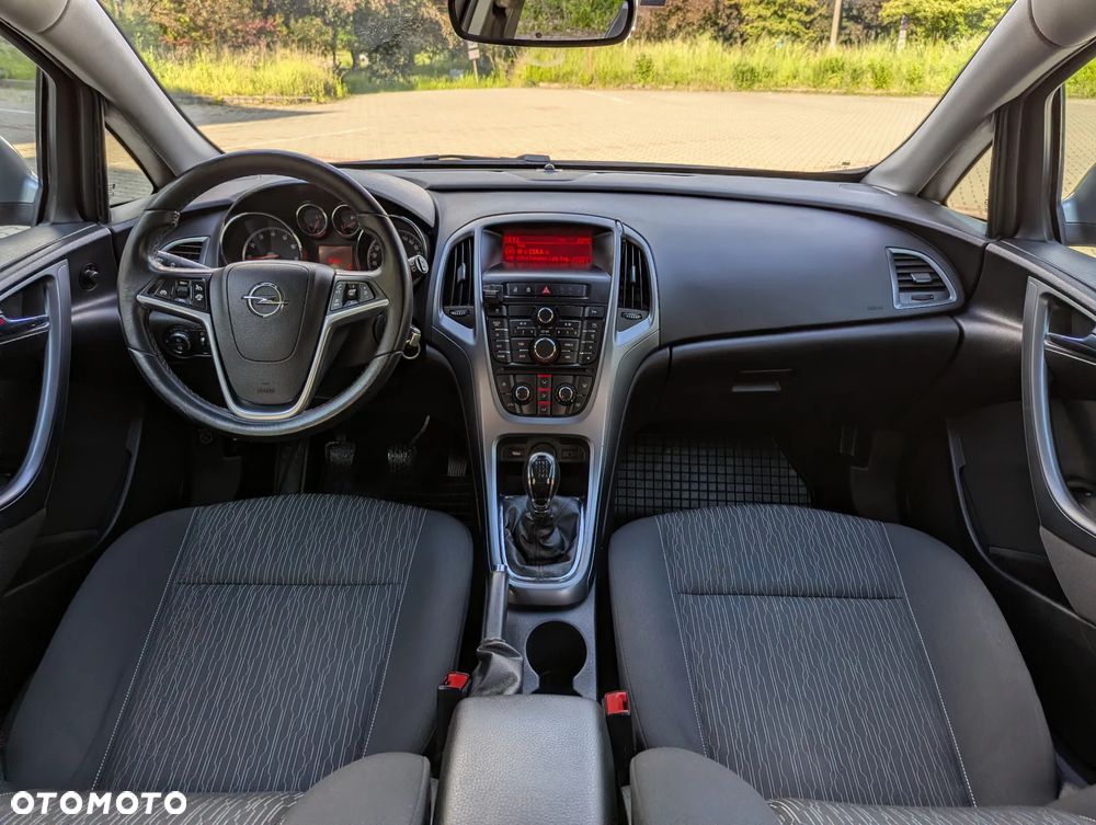 Opel Astra 1.4 T Enjoy - 36