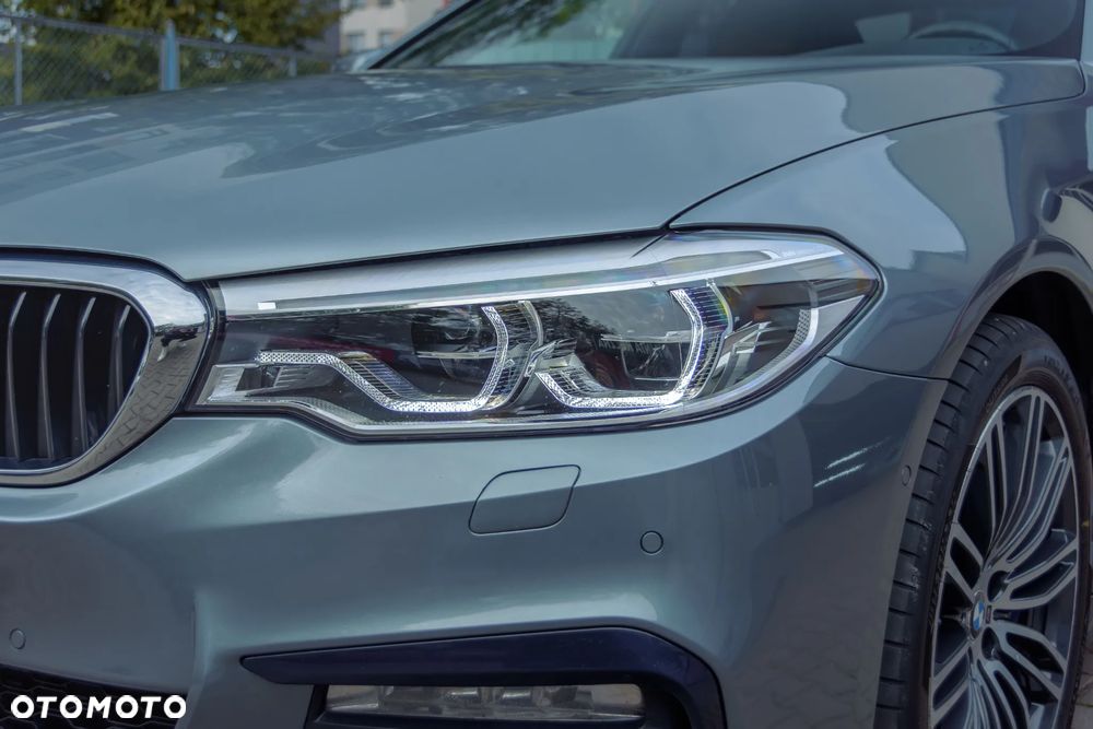 BMW Seria 5 540d xDrive - 24