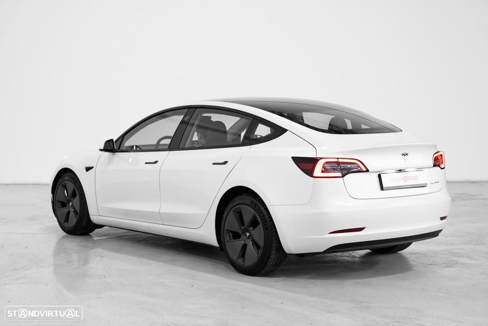 Tesla Model 3 2022 photo 4
