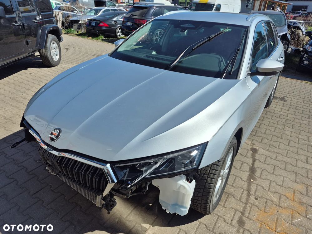 Skoda Octavia 1.5 TSI mHEV Edition 130 Selection DSG - 6