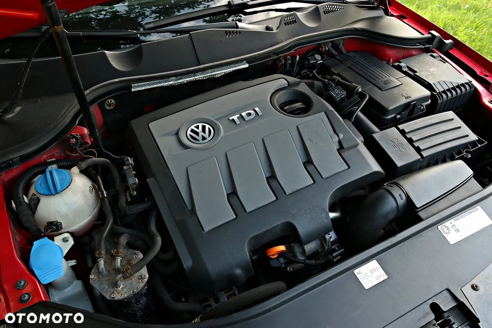 Volkswagen Passat Variant 1.6 TDI BlueMotion Technology Highline - 40