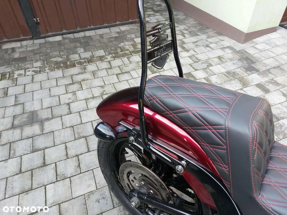 Harley-Davidson Softail Street Bob - 20