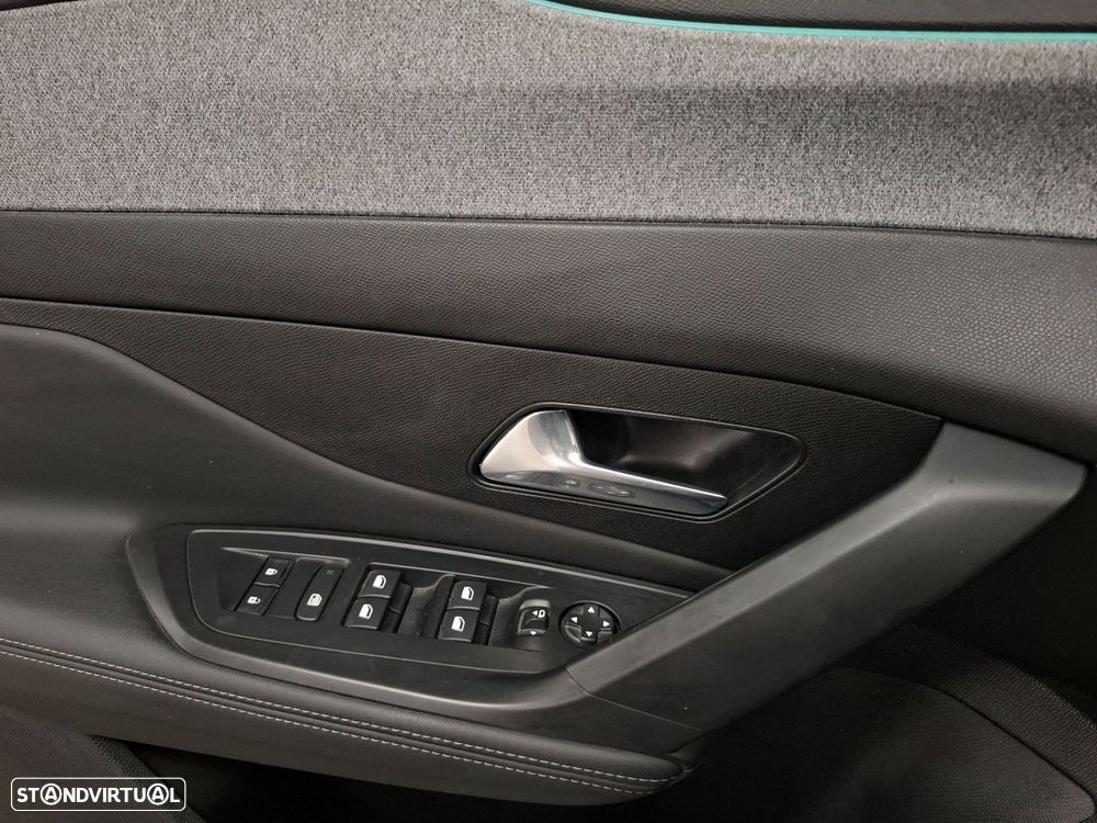 Peugeot 308 1.5 BlueHDi Allure Pack - 23