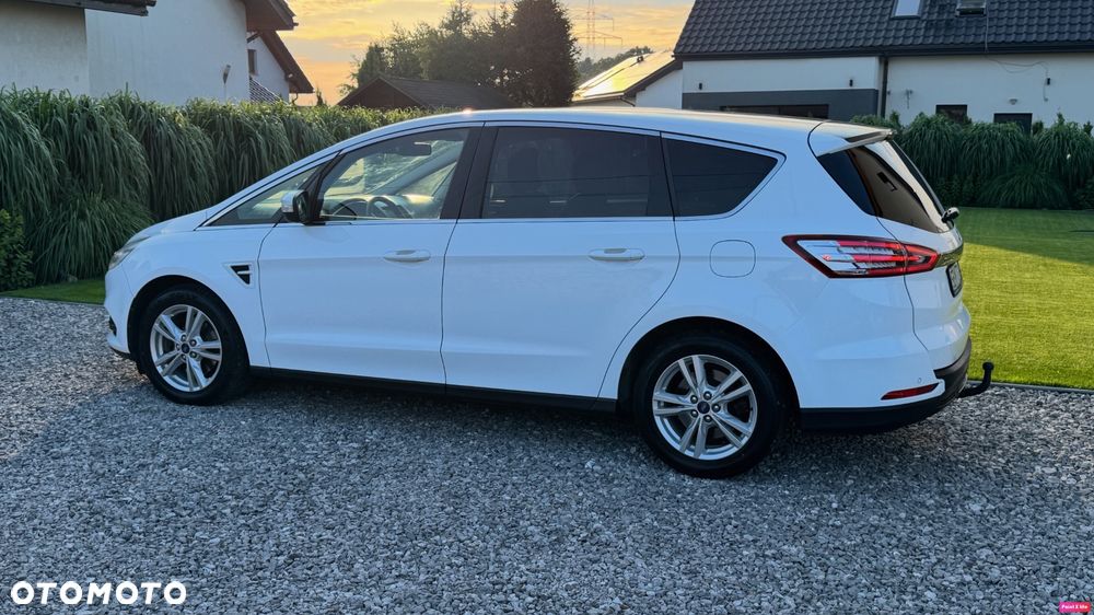 Ford S-Max 2.0 TDCi Titanium PowerShift - 24