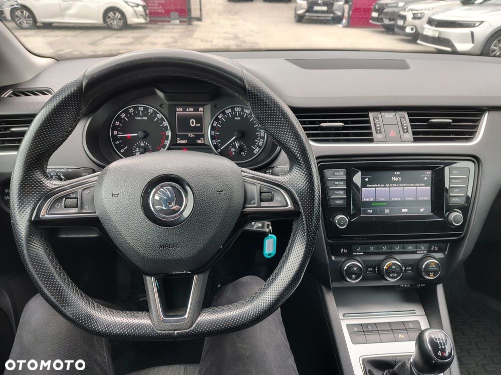Skoda Octavia 2.0 TDI 4x4 Elegance - 23