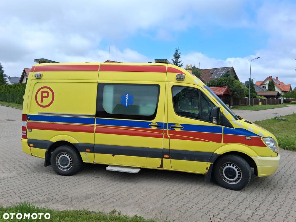 Mercedes-Benz Sprinter - 5