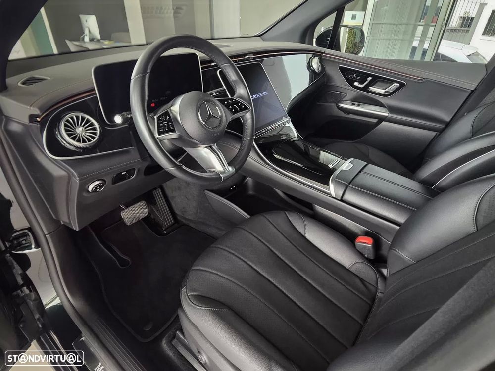 Mercedes-Benz EQE SUV 300 - 11