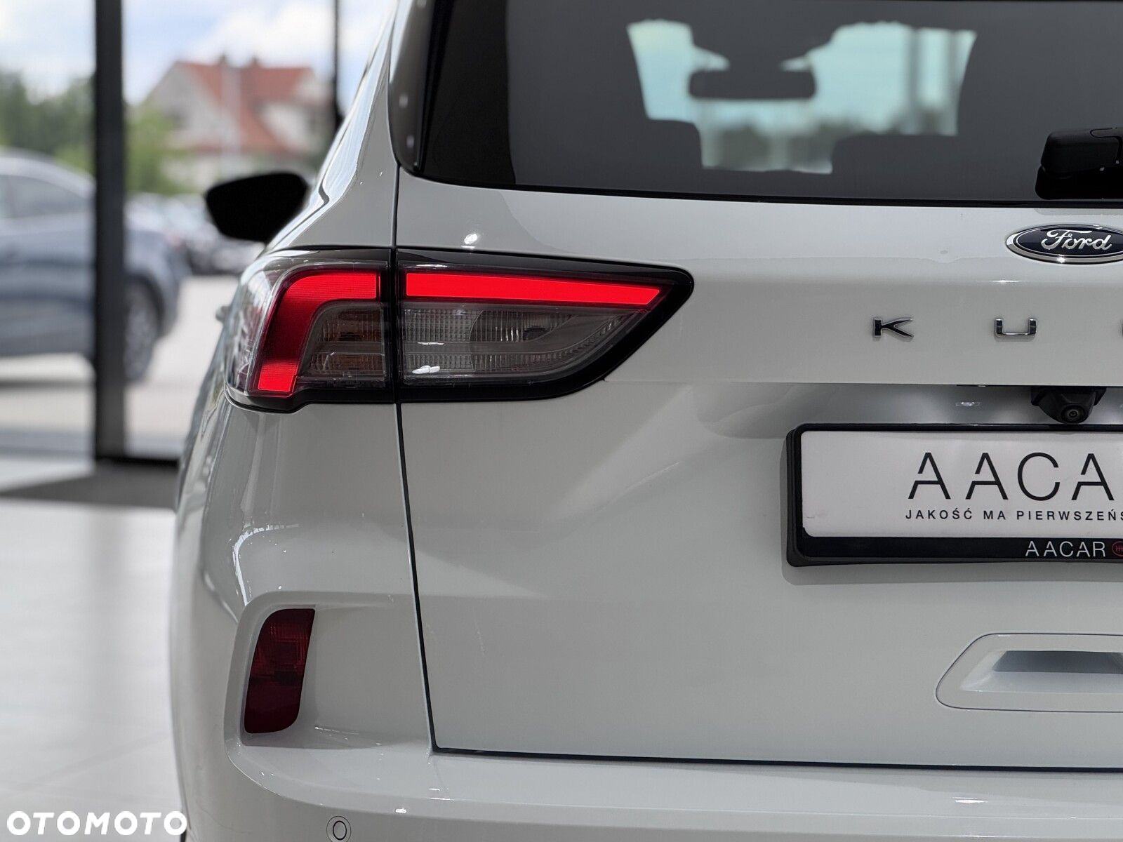 Ford Kuga - 38