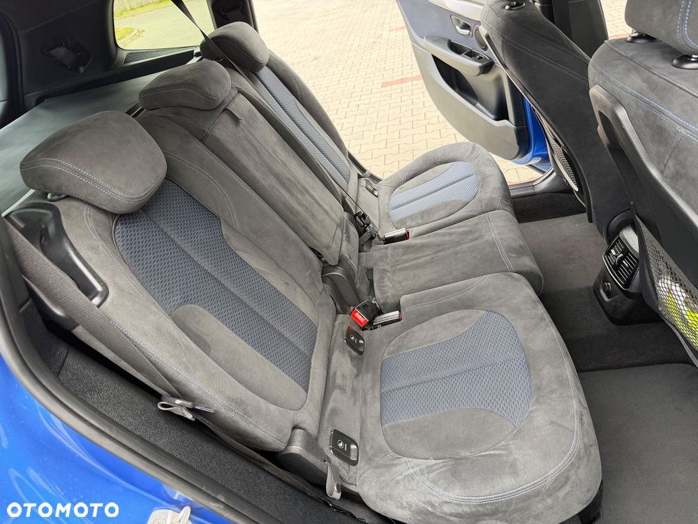 BMW Seria 2 220d Sport-Aut M Sport - 27