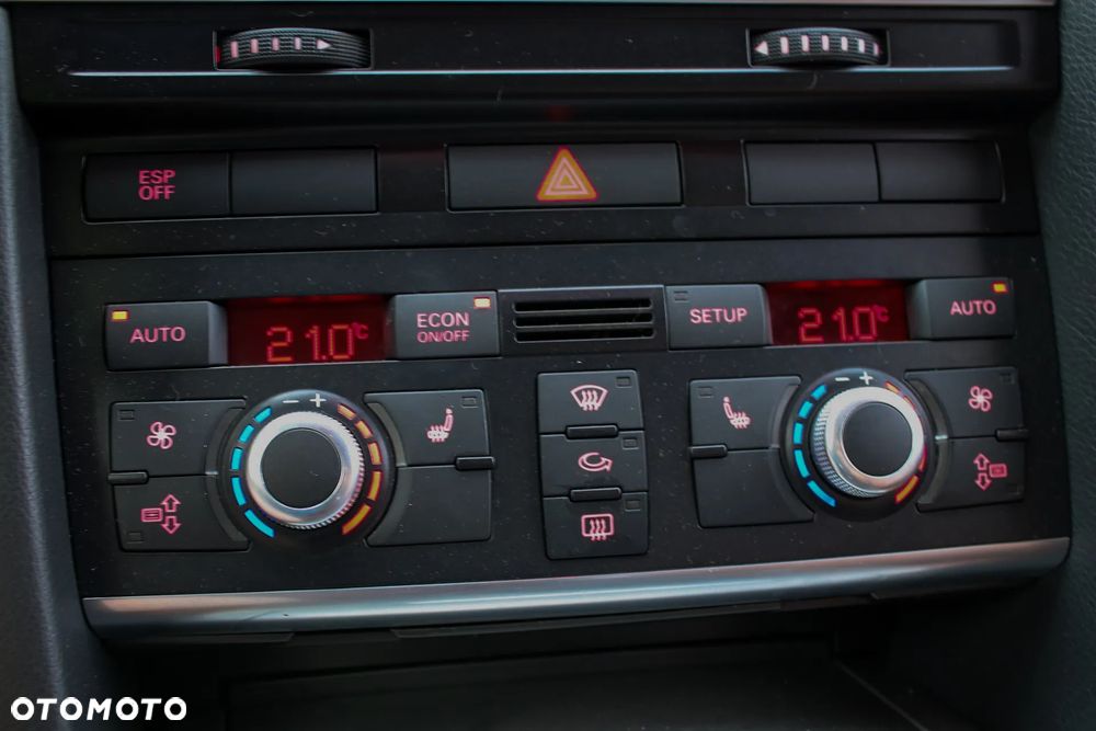 Audi A6 Avant 3.0 TDI Quattro Tiptronic - 25