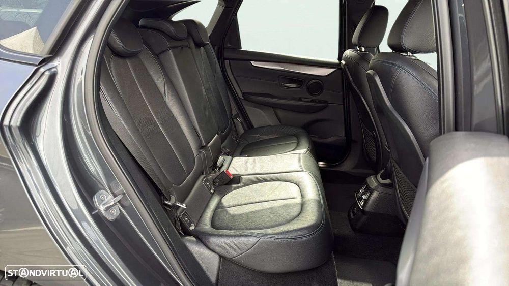 BMW 225xe Active Tourer - 18