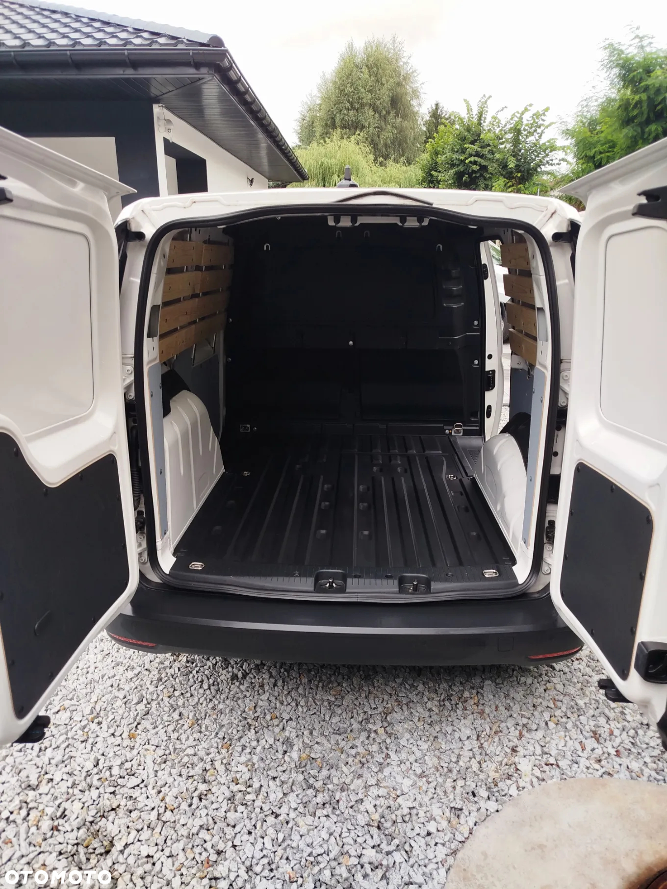 Volkswagen CADDY - 10