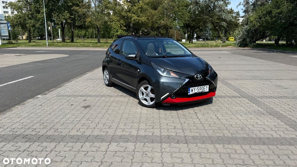 Toyota Aygo x-wave - 3