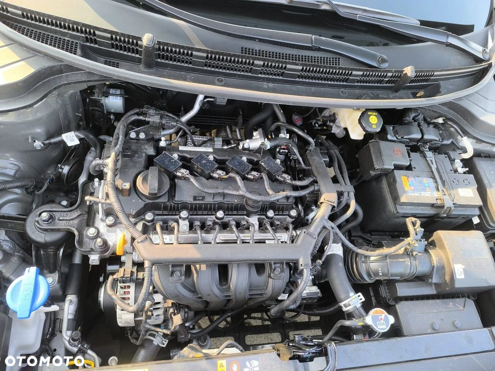 Kia Rio - 8