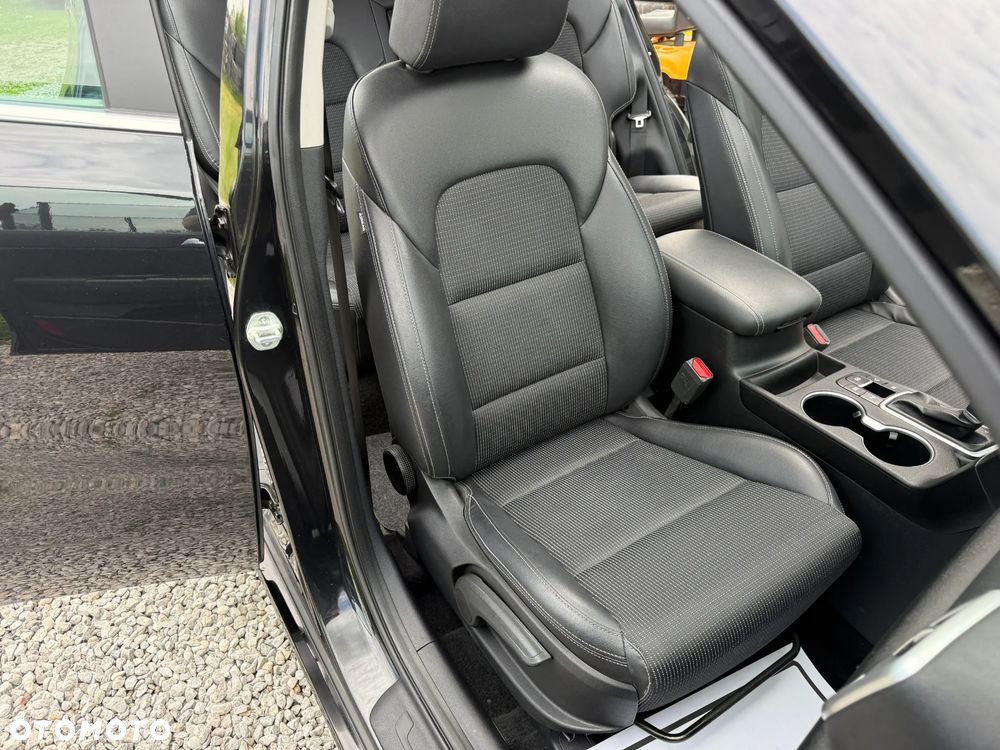 Kia Sportage 1.6 CRDI MHEV Black Edition Plus 2WD DCT - 20