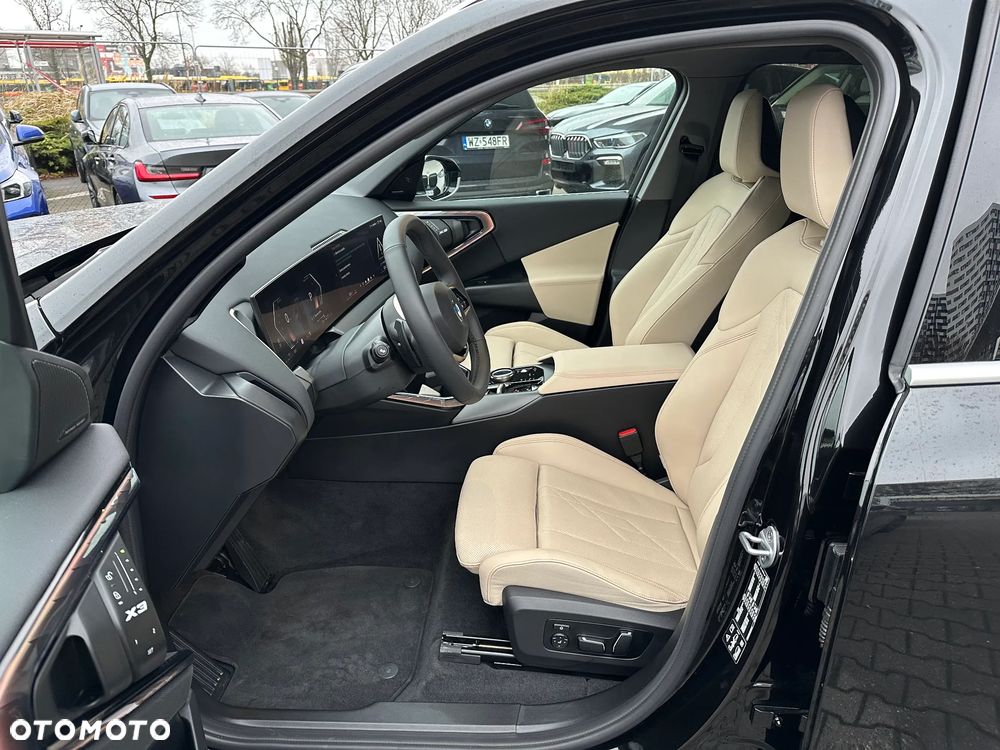 2025 BMW X3, photograph 6