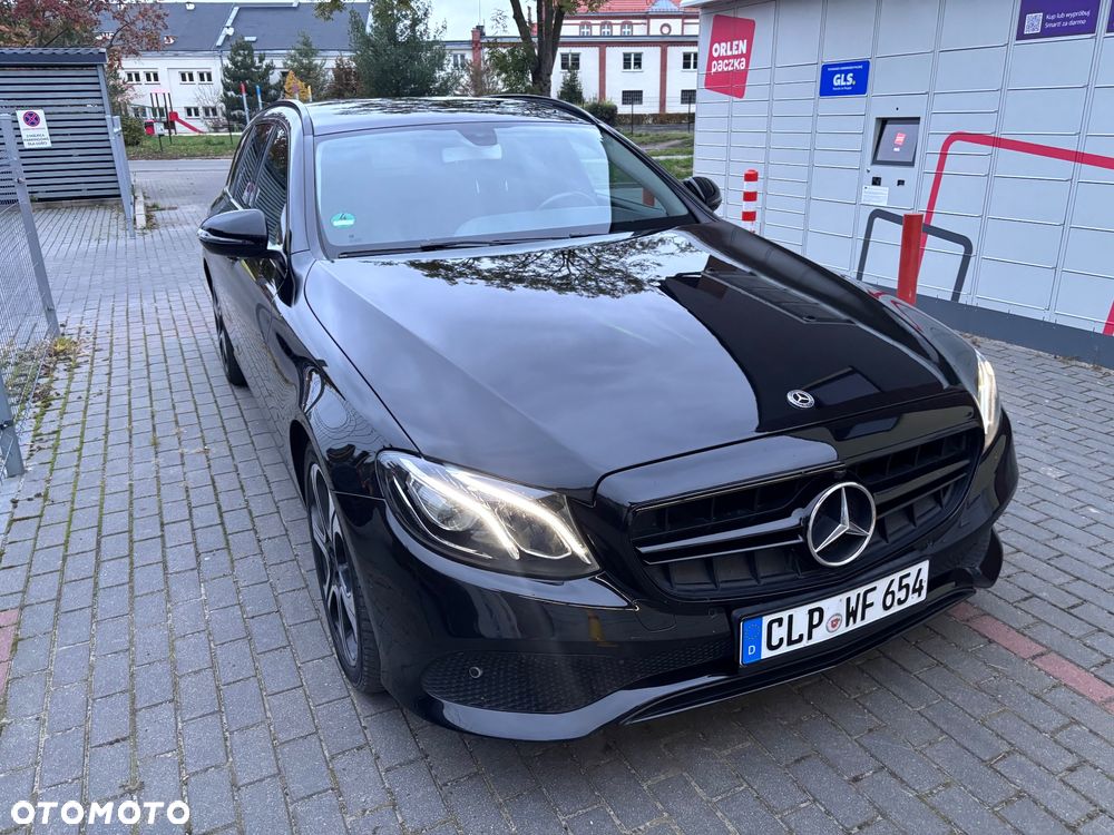 Mercedes-Benz Klasa E 200 d 9G-TRONIC - 12