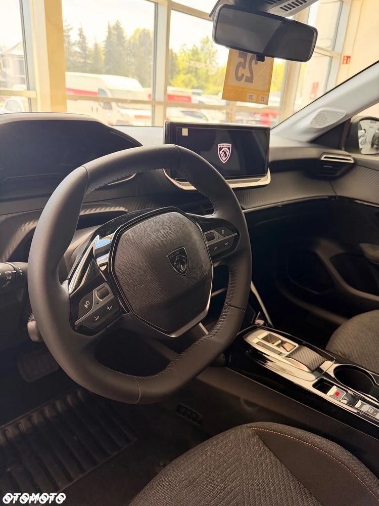 Peugeot 208 1.2 mHEV Business e-DCS6 - 10