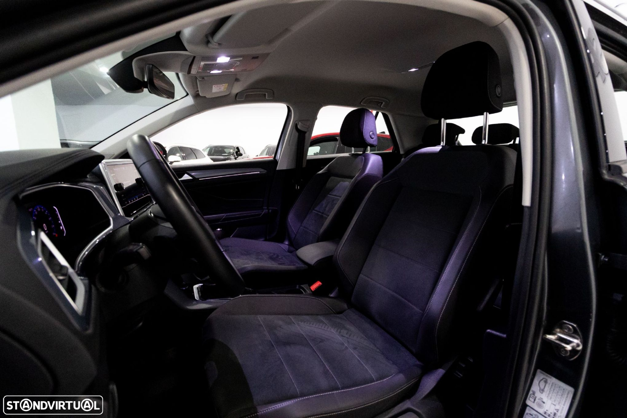 VW T-Roc 1.5 TSI Life DSG - 29