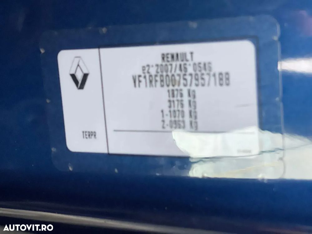 Renault Megane ENERGY dCi 110 EDC BOSE EDITION - 25