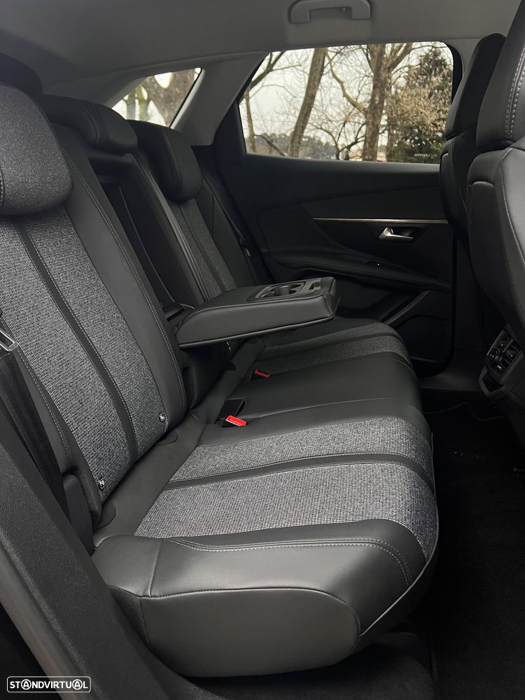 Peugeot 3008 BlueHDi 130 Stop & Start EAT8 Allure - 12