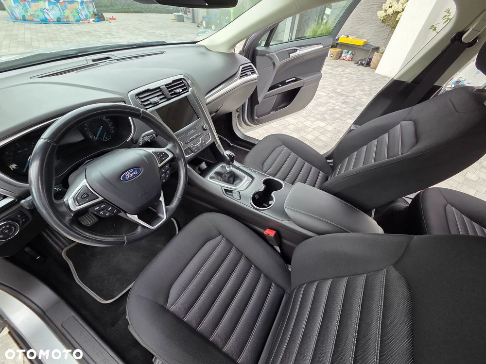 Ford Mondeo SW - 18