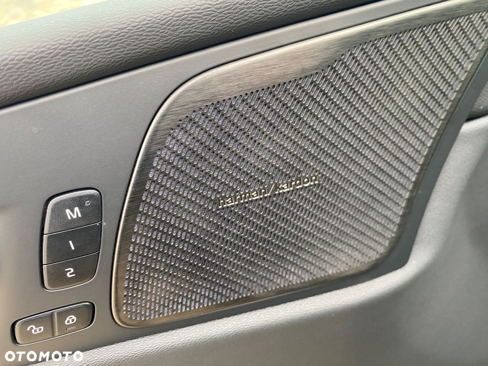 Volvo XC 60 B5 B AWD Ultra Black Edition - 10