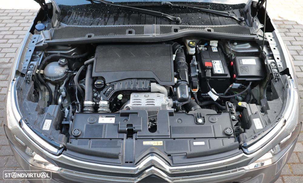Citroën C4 1.2 PureTech Shine EAT8 - 35