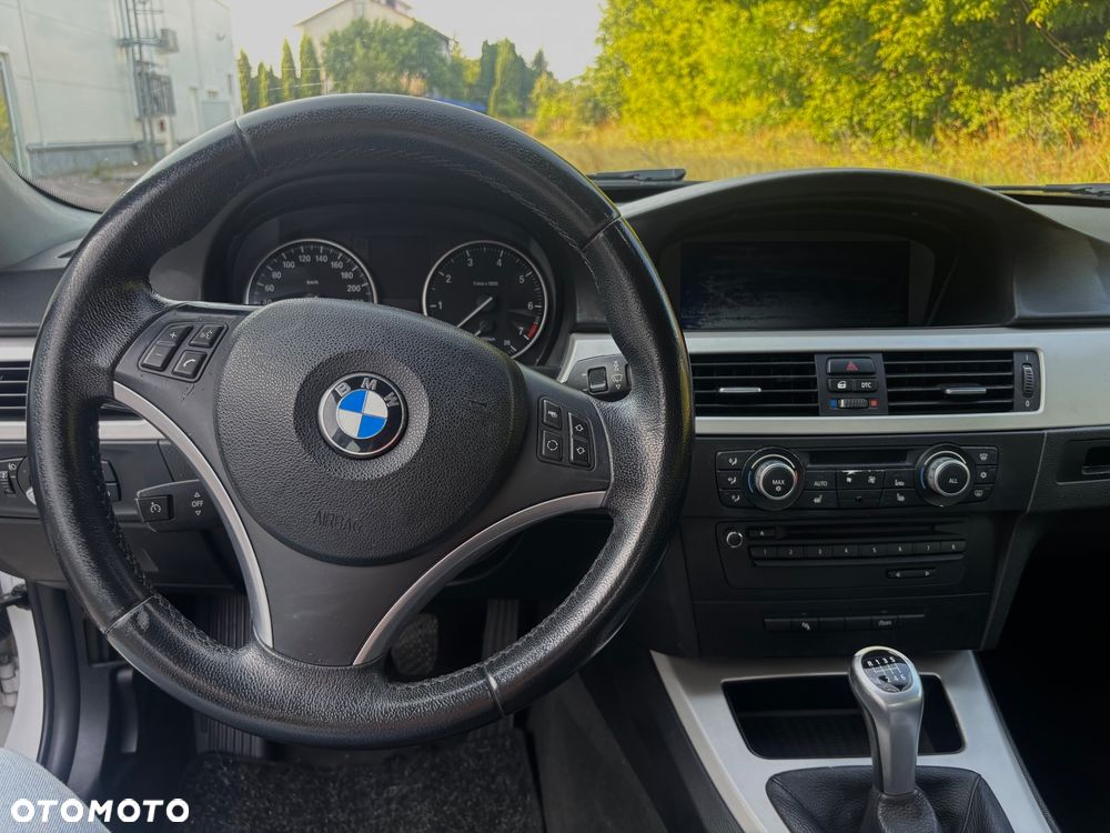 BMW Seria 3 - 11