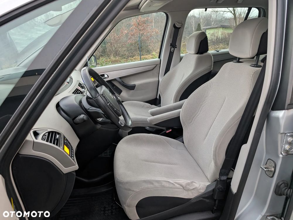 Citroën C4 Picasso 1.8i Impress - 15