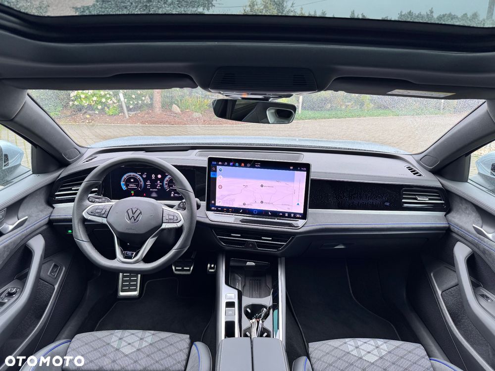 Volkswagen Passat 2.0 TDI SCR R-Line Plus DSG - 17