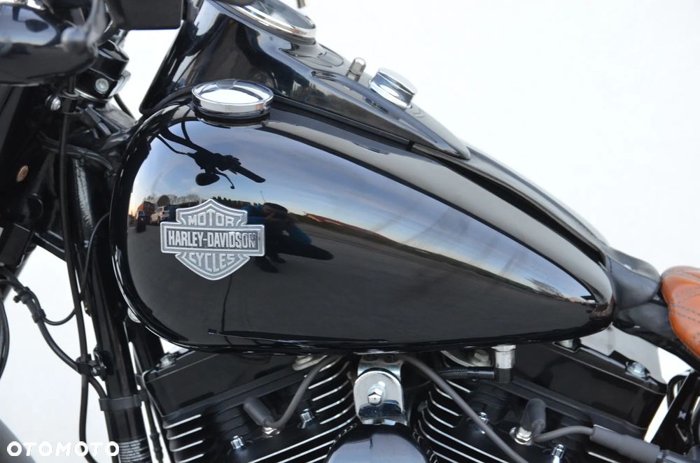 Harley-Davidson Softail Slim - 25