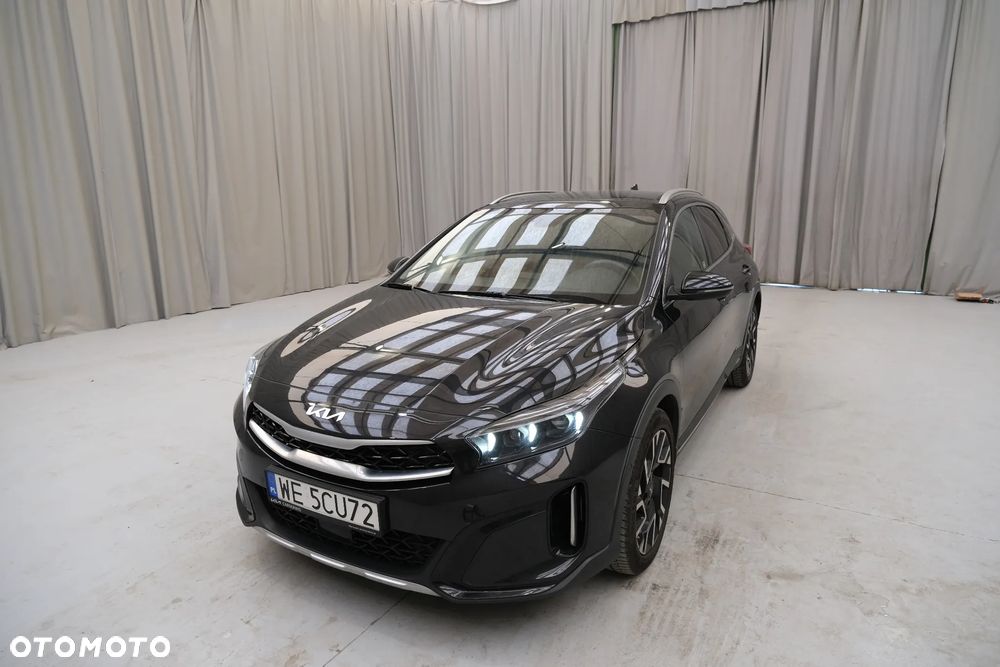 Kia XCeed 1.5 T-GDI Business Line DCT - 1