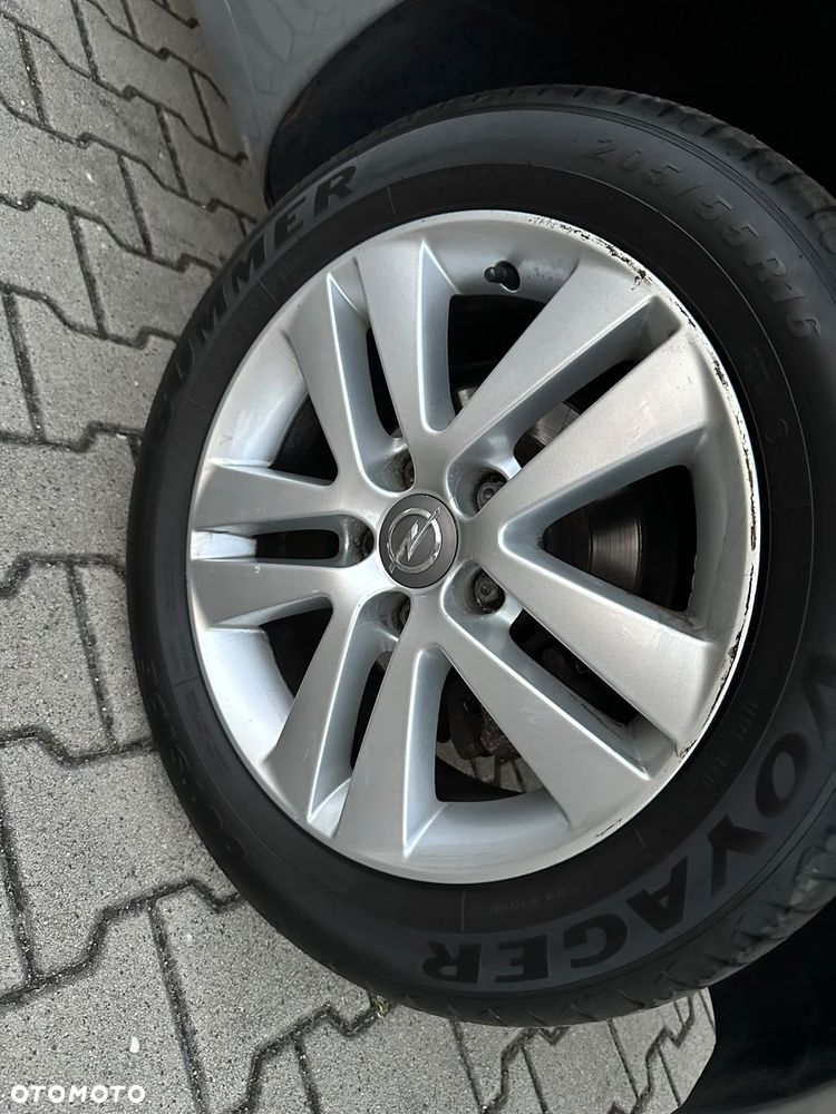 Opel Meriva - 10