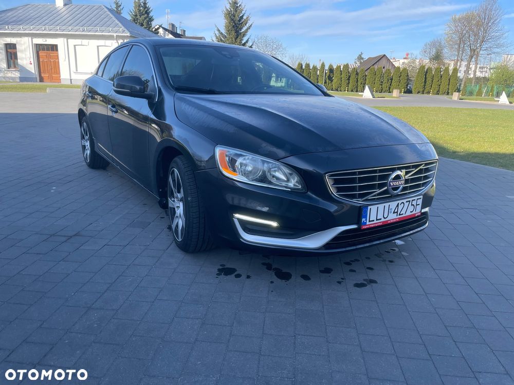 Volvo S60 - 4