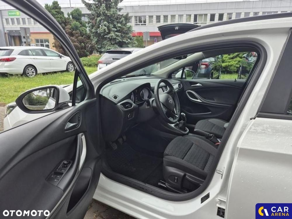 Opel Astra - 11