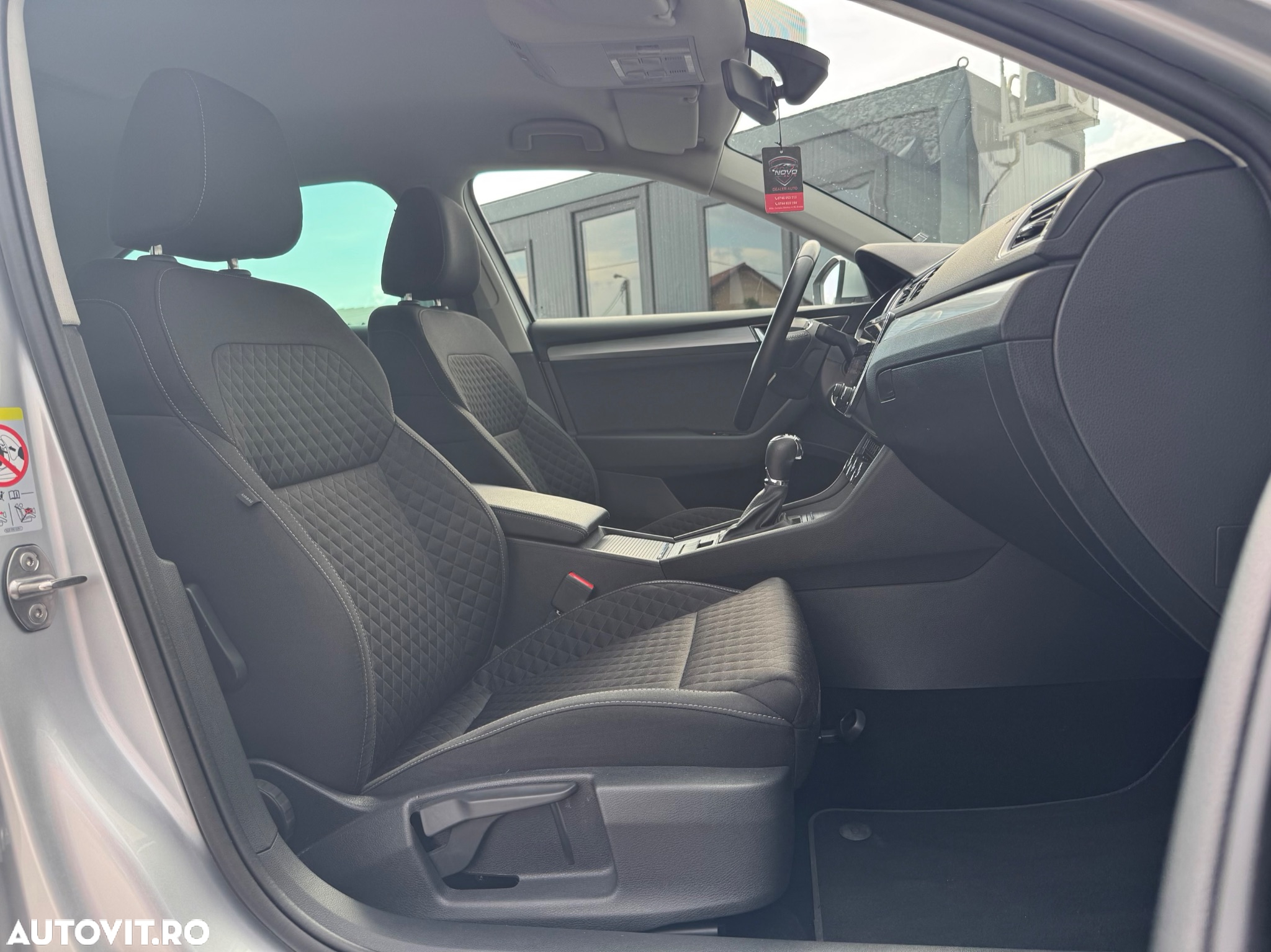 Skoda Superb 2.0 TDI DSG Style - 18