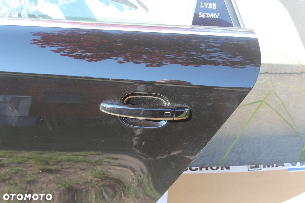 DRZWI TYLNE LEWE AUDI A4 B8 SEDAN LY9B 2013 - 8