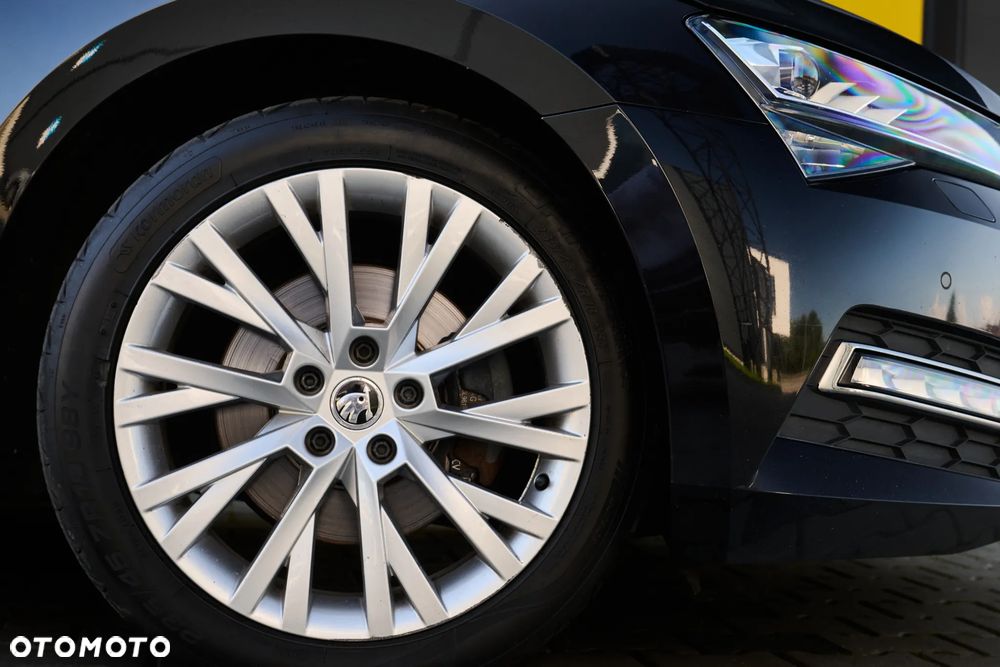 Skoda Superb 2.0 TDI SCR 4x4 Style DSG - 15
