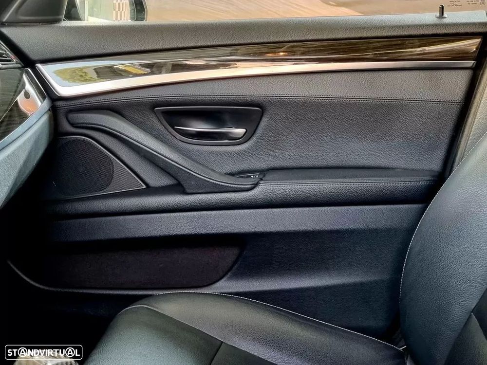 BMW 520 d Line Luxury Auto - 24