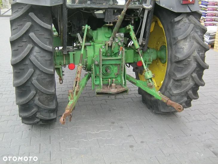 John Deere 2250 - 3